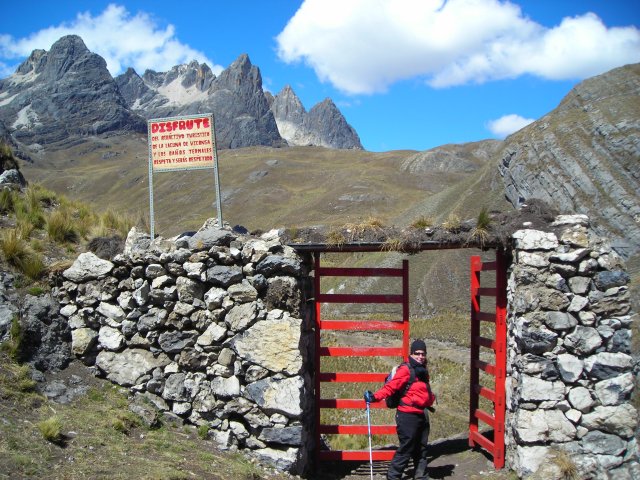 J5: La porte