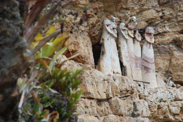 Toujours les sarcophages