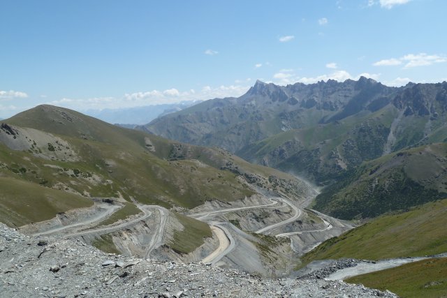 Le col entre Osh et Sary-Tash